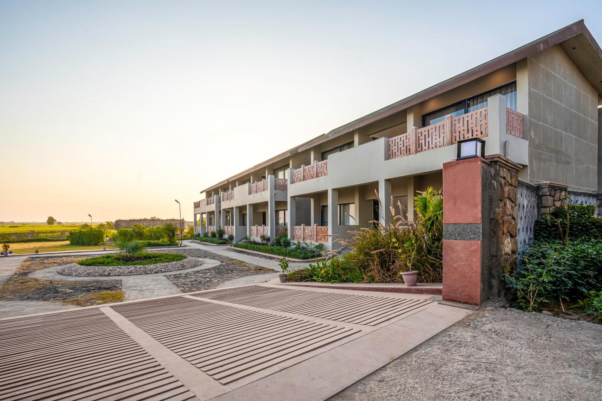 Palpur Fort A Kuno Wildlife Resort, Morawan Sesaipura Exterior foto
